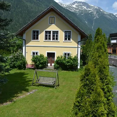 Haus Rohskopf 3*