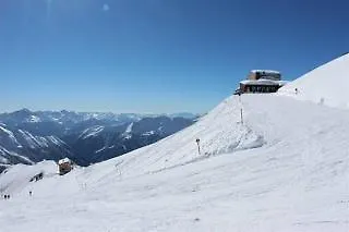 罗斯科普夫酒店 3* 马尔尼茨